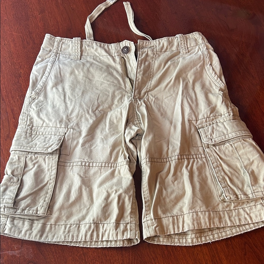 Men's Tan Cargo Shorts size Waist 28 from Aeropostale